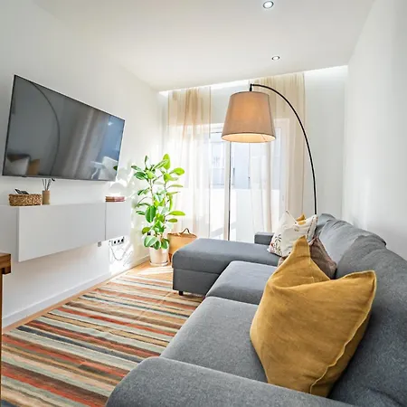 Nomads Easy - The Lounge & Rest In Apartment